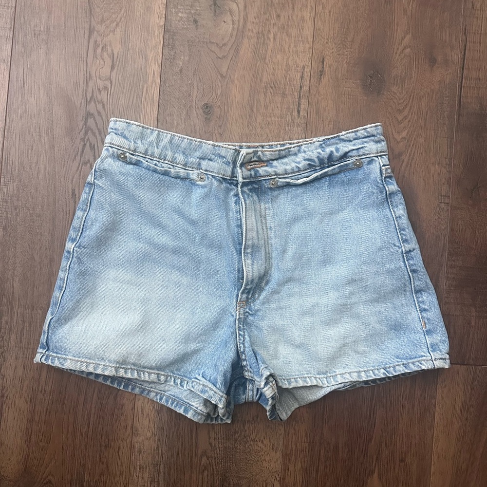 Zara Light Wash Denim Shorts